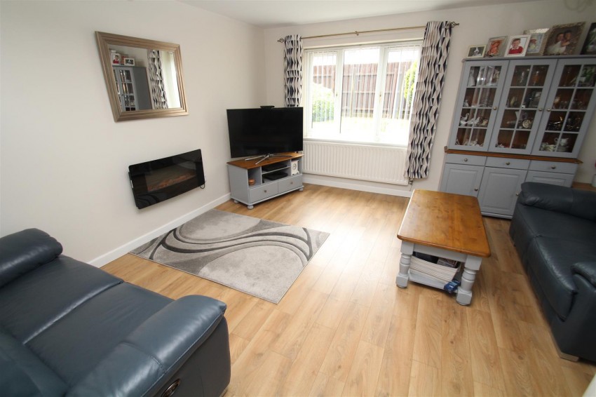 Images for Boundary Close, Upper Stratton, Swindon