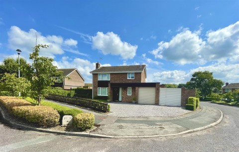 View Full Details for Chedworth Gate, Broome Manor, Swindon