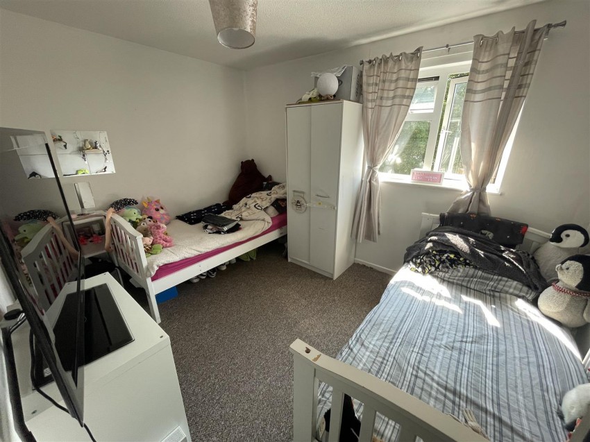 Images for Tamworth Drive, Shaw, Swindon