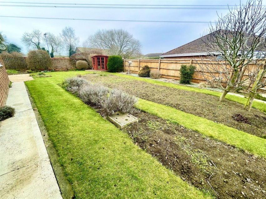 Images for Paddock Close, Haydon Wick, Swindon